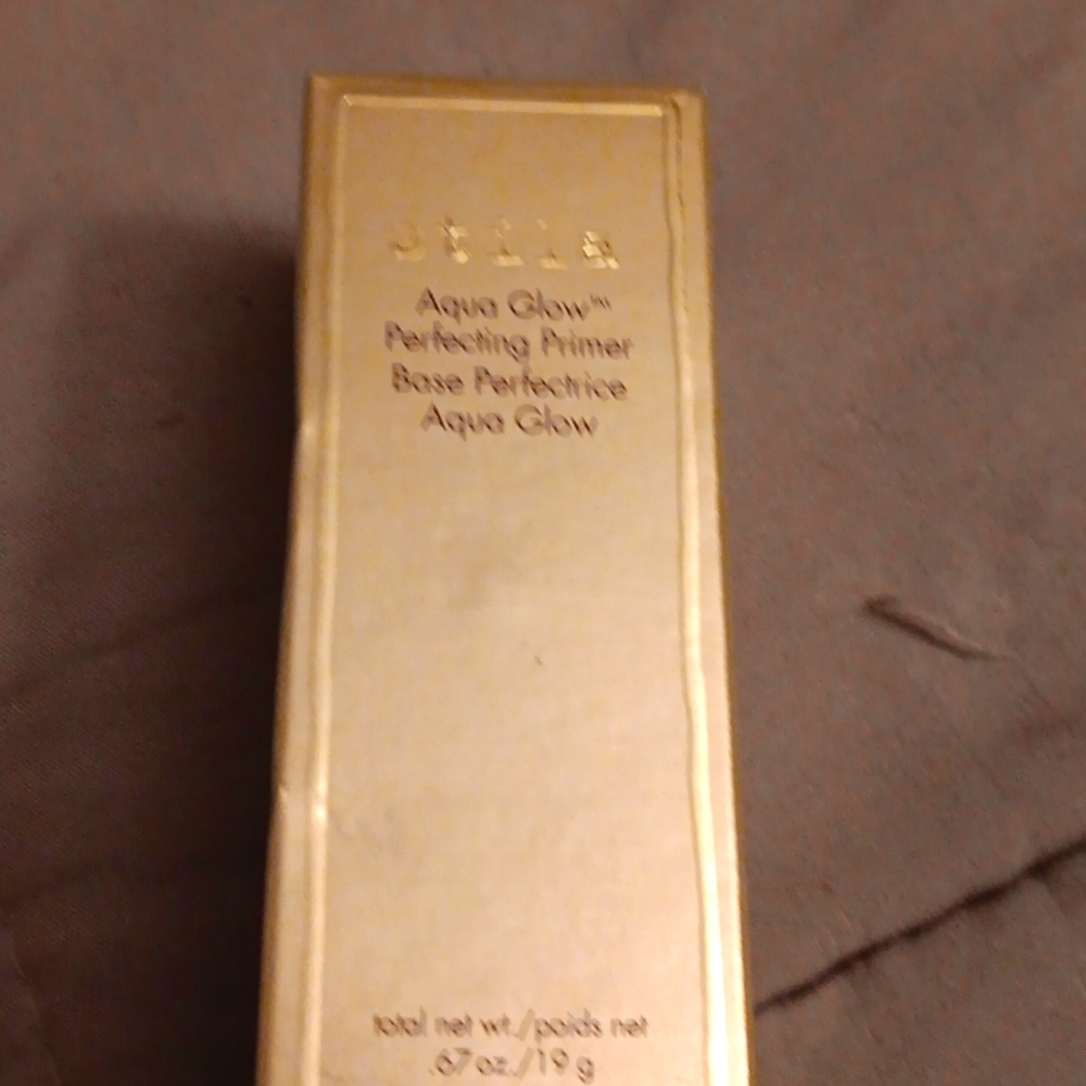 Stila aqua glow face primer